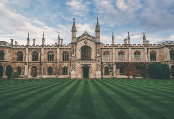 university-college-free