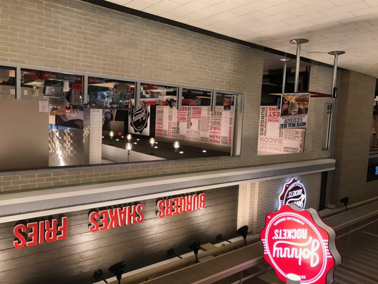 Johnny Rockets in West Nyack Launches 2.0 Design – Boozy Burbs