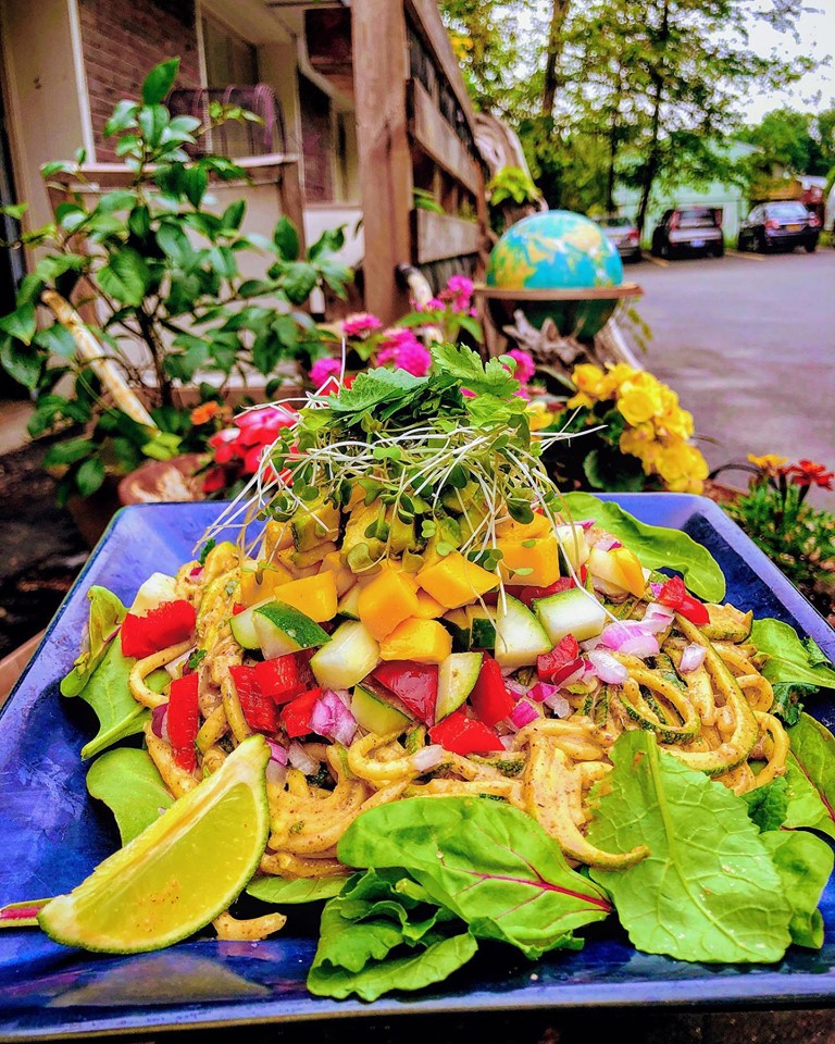 Raw Roots Cafe Moves to Orangeburg in Food Truck – Boozy Burbs